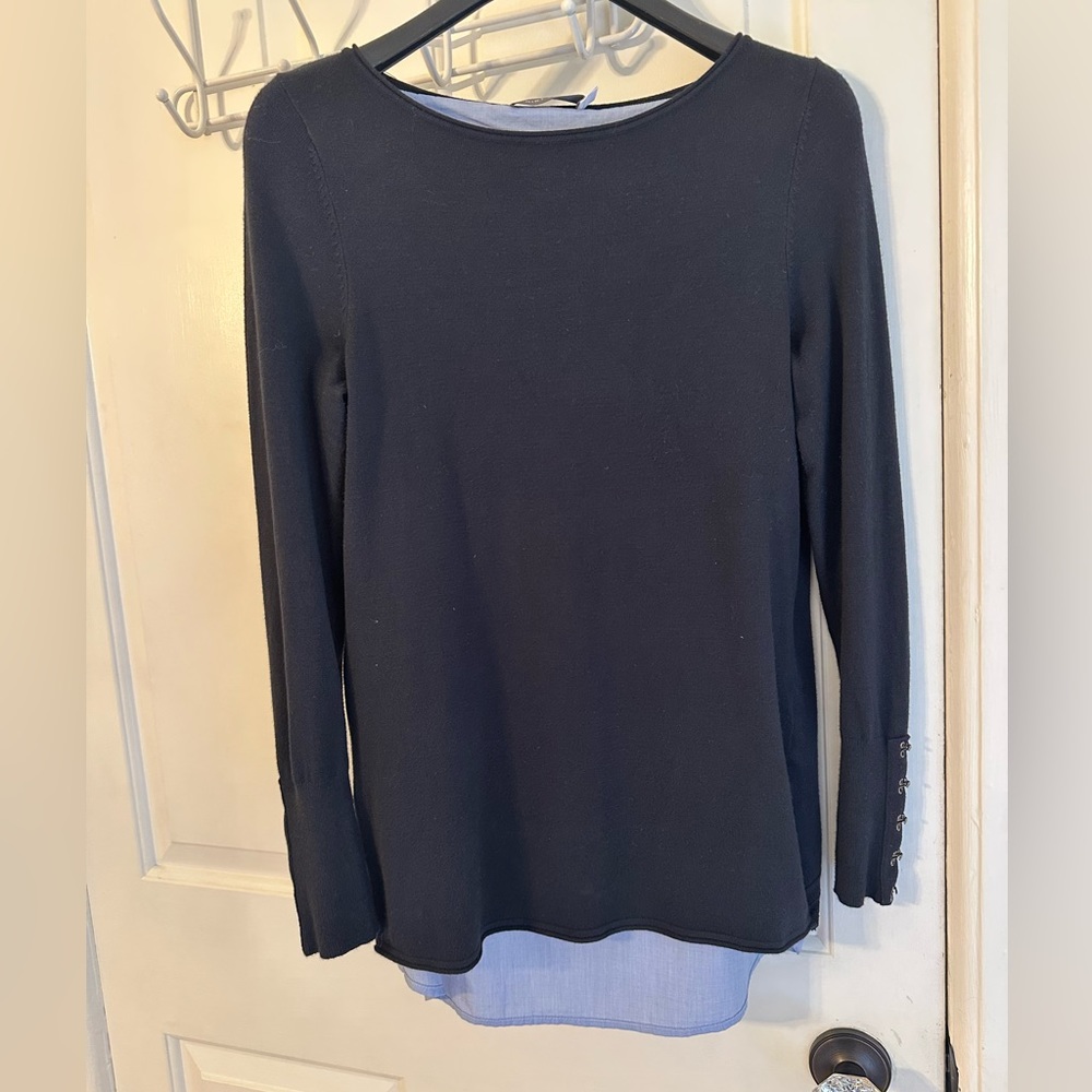 Navy sweater shirt with unique hook details